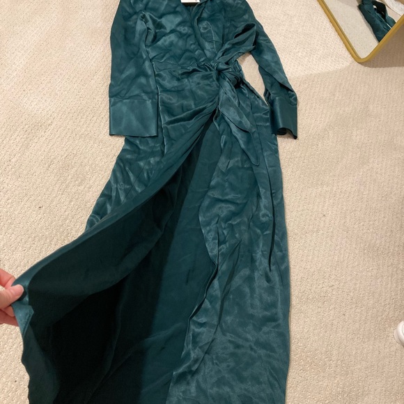 Zara NWT long sleeve silk green wrap dress - Picture 7 of 10